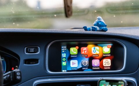 Elevating Driving Experiences with Apple CarPlay in Volvo