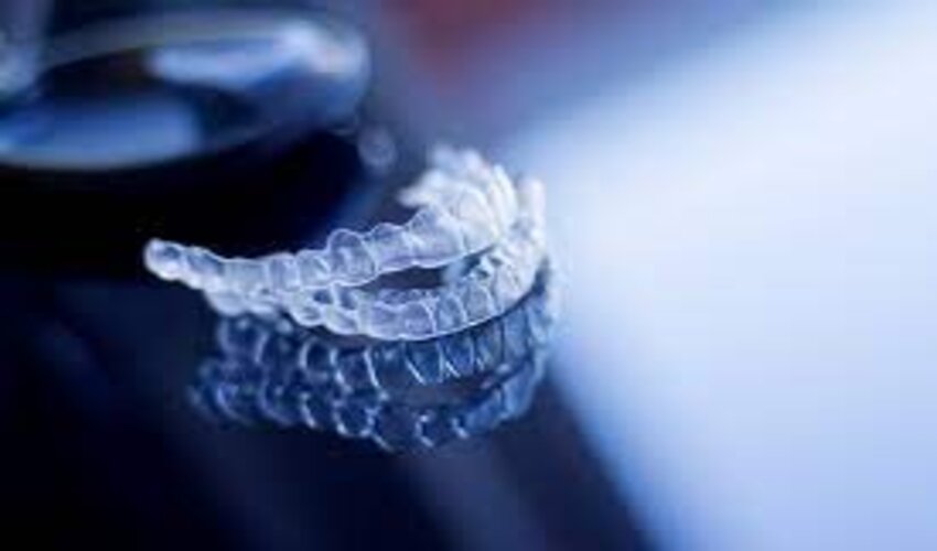 Your short and helpful guide to Invisalign teeth straightening