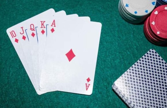 Double Deck Blackjack Strategy: A Beginner’s Guide to Playing Smart