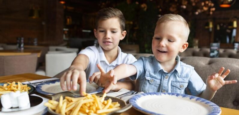 Best Kids Eat Free Restaurant Deals for Families on a Budget